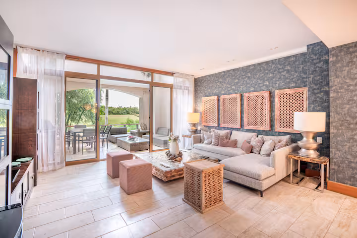 4BR Los Altos Apartment