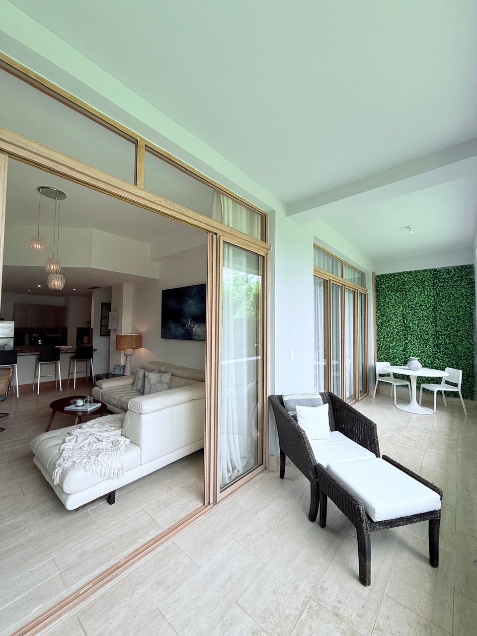 Los Altos 2BR