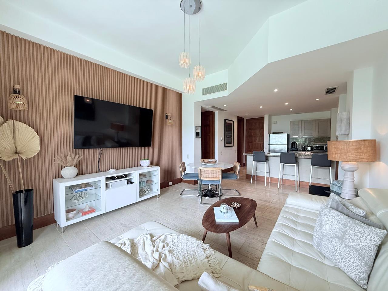 Los Altos 2BR
