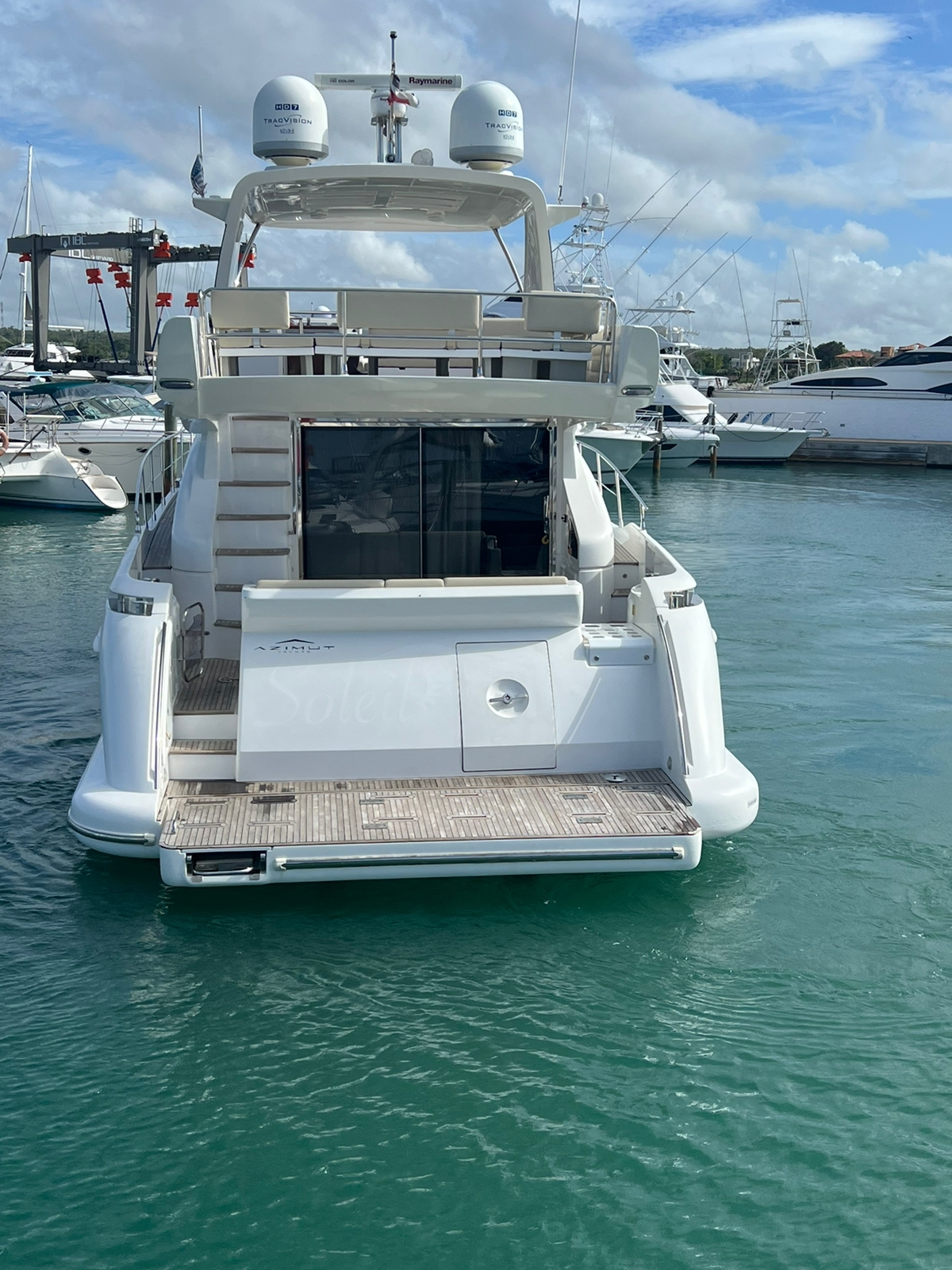 Azimut yacht photo four