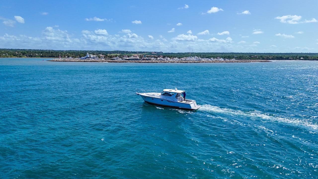 Pilar boat, photo 1