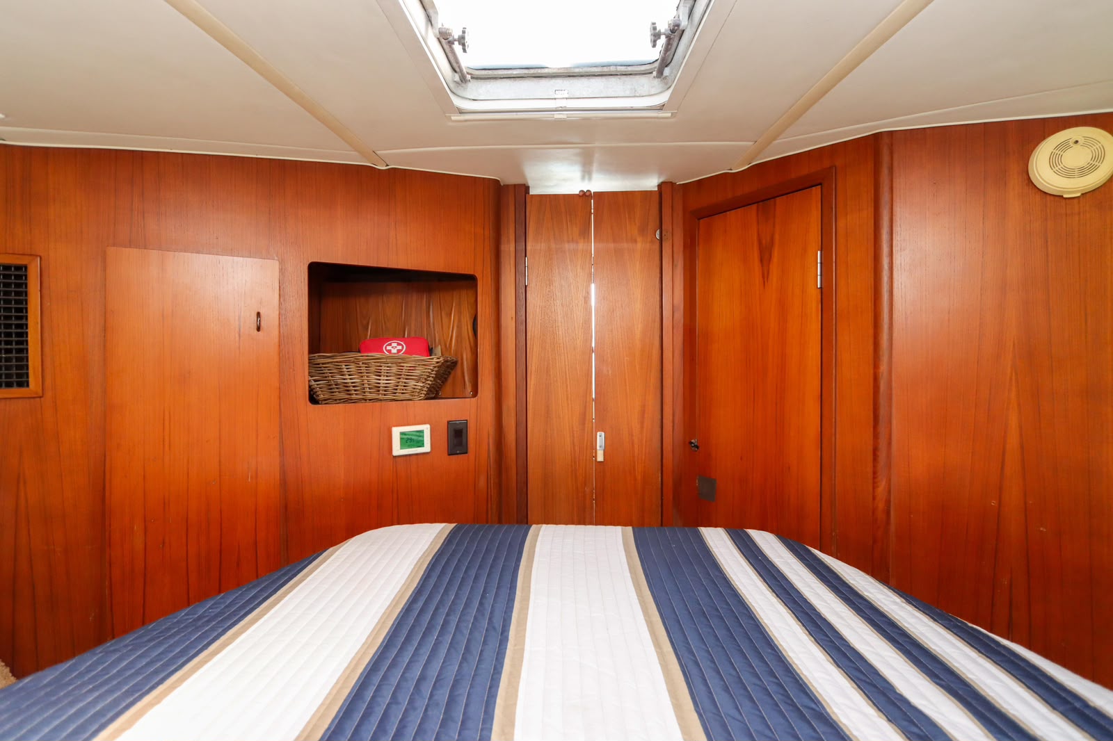 Pilar boat, photo 3