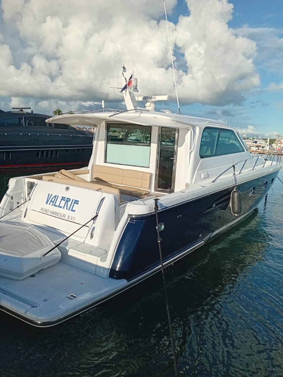 Tiara 55 photo four