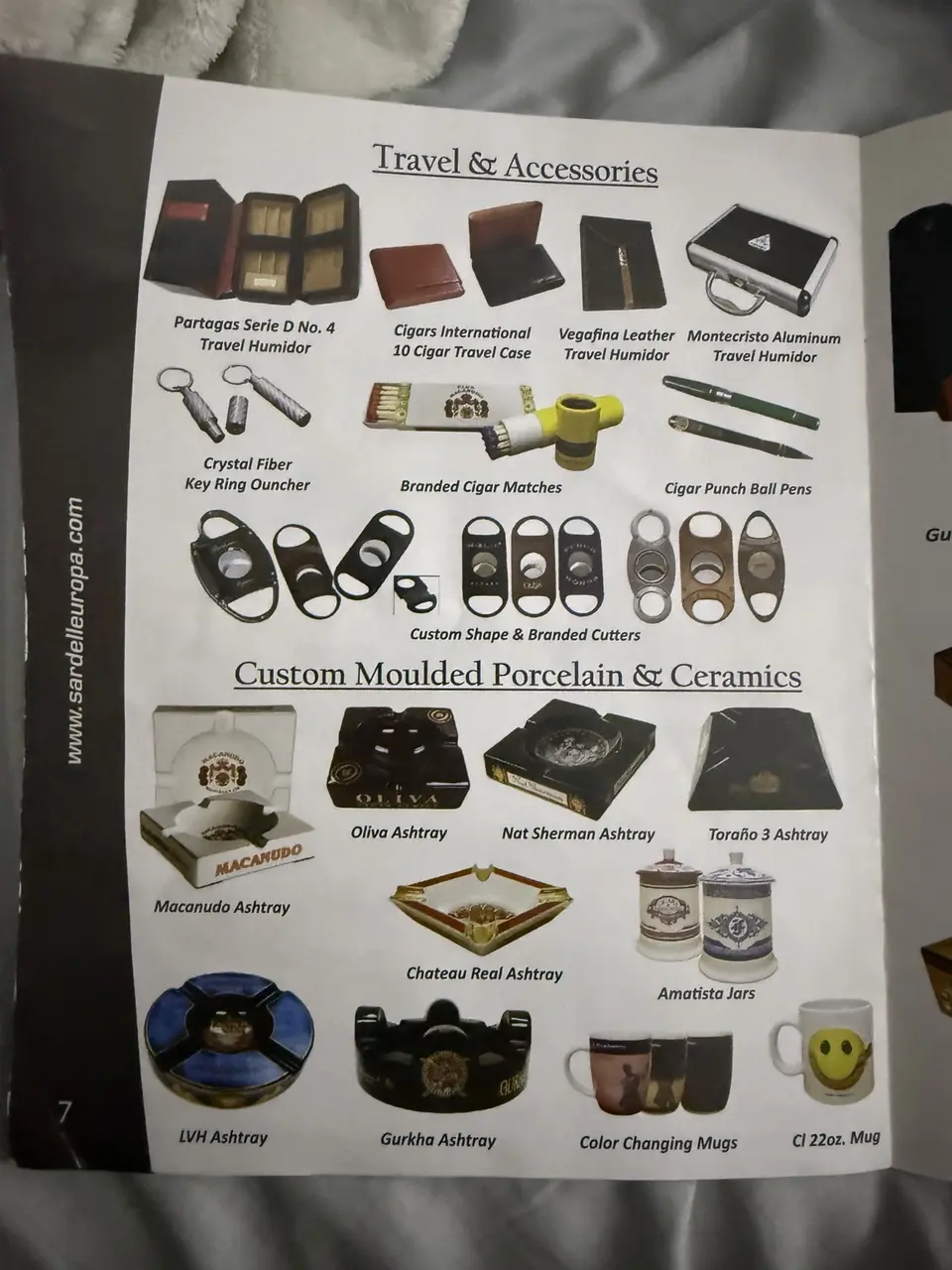 Accesorios de viaje y cerámicas personalizadas del catálogo Sardell