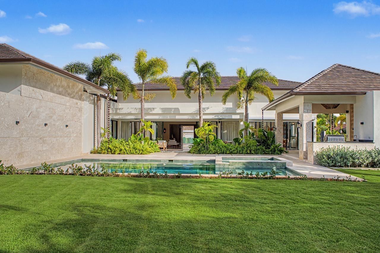 The villa, its pool and the lawn, La Vereda Five-Bedroom Garden Villa, Casa de Campo