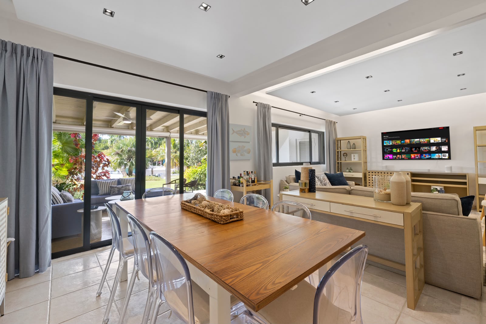 Furnished living and dining areas at the Darsena Marina townhouse