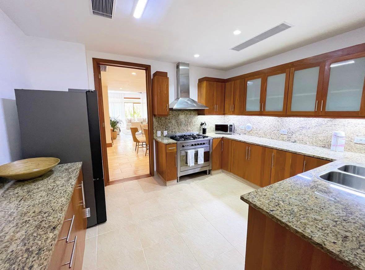 Los Altos Panoramic Residence