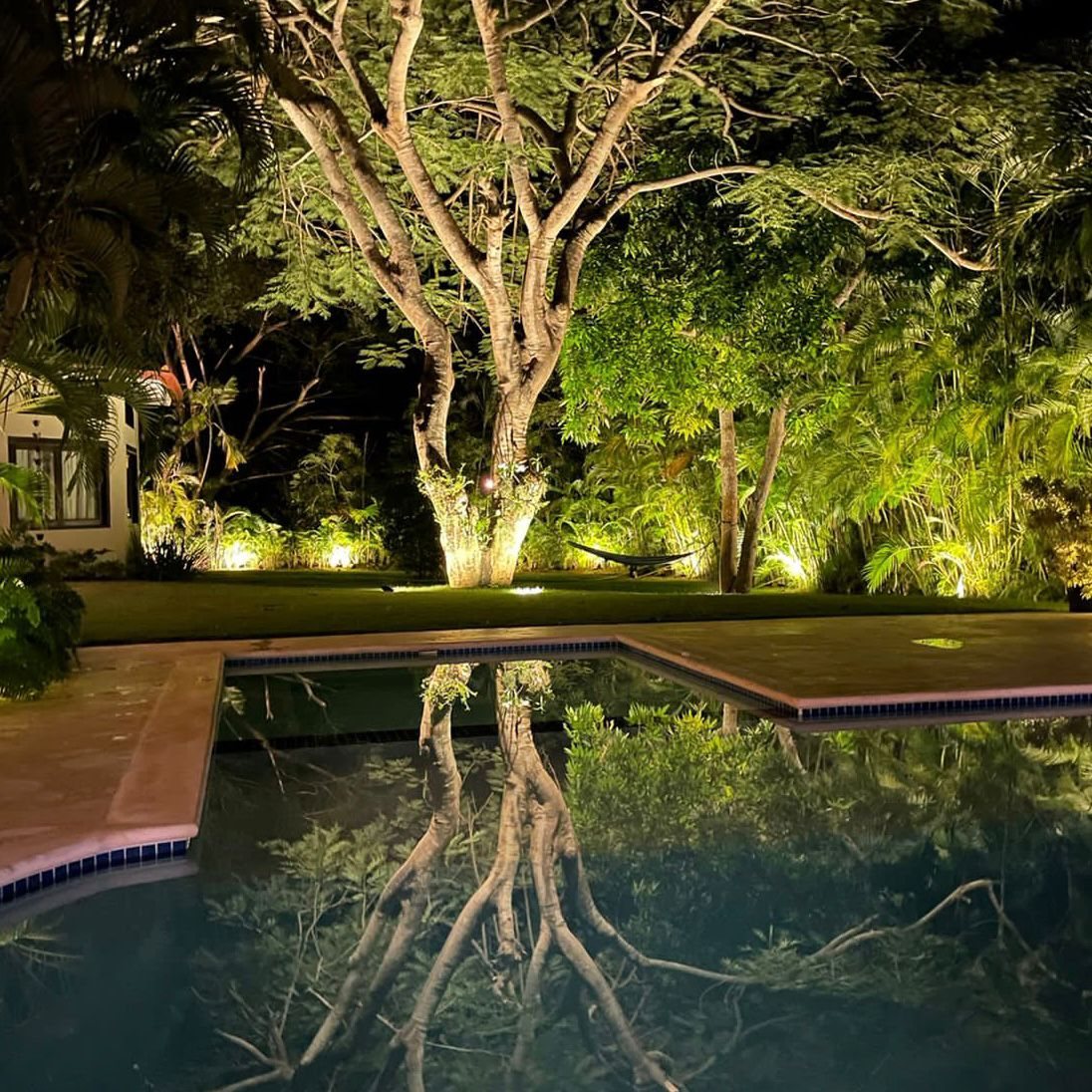 Los Lagos pool at dusk
