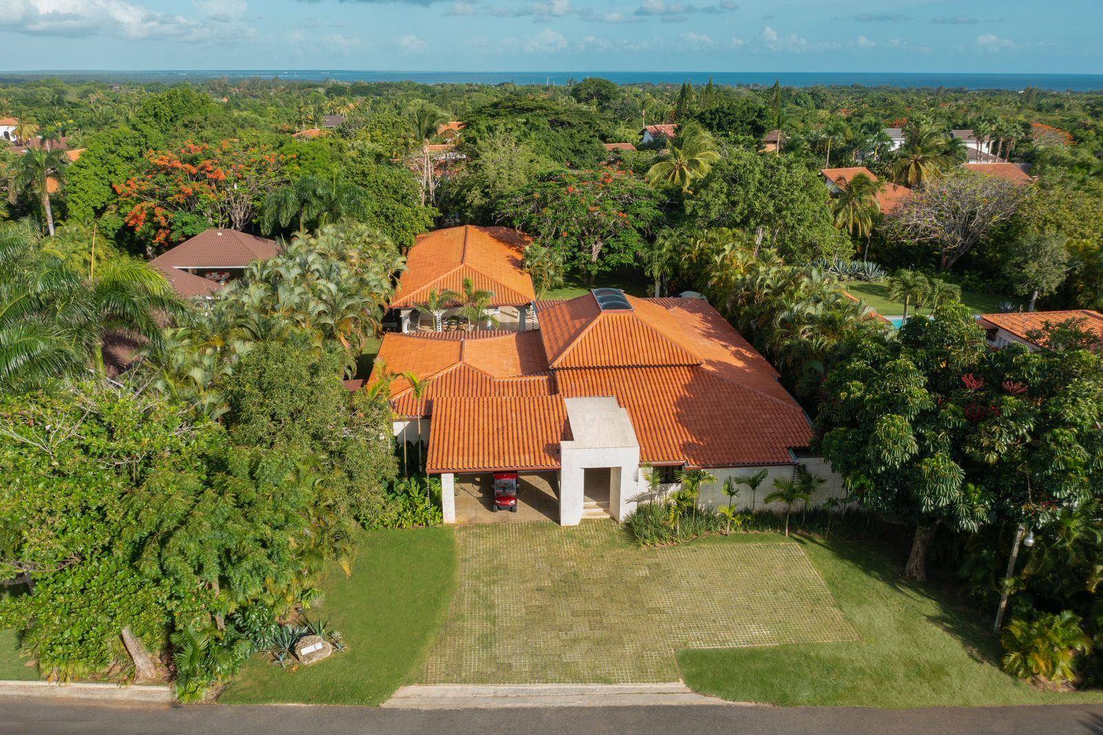 Vivero Private Estate
