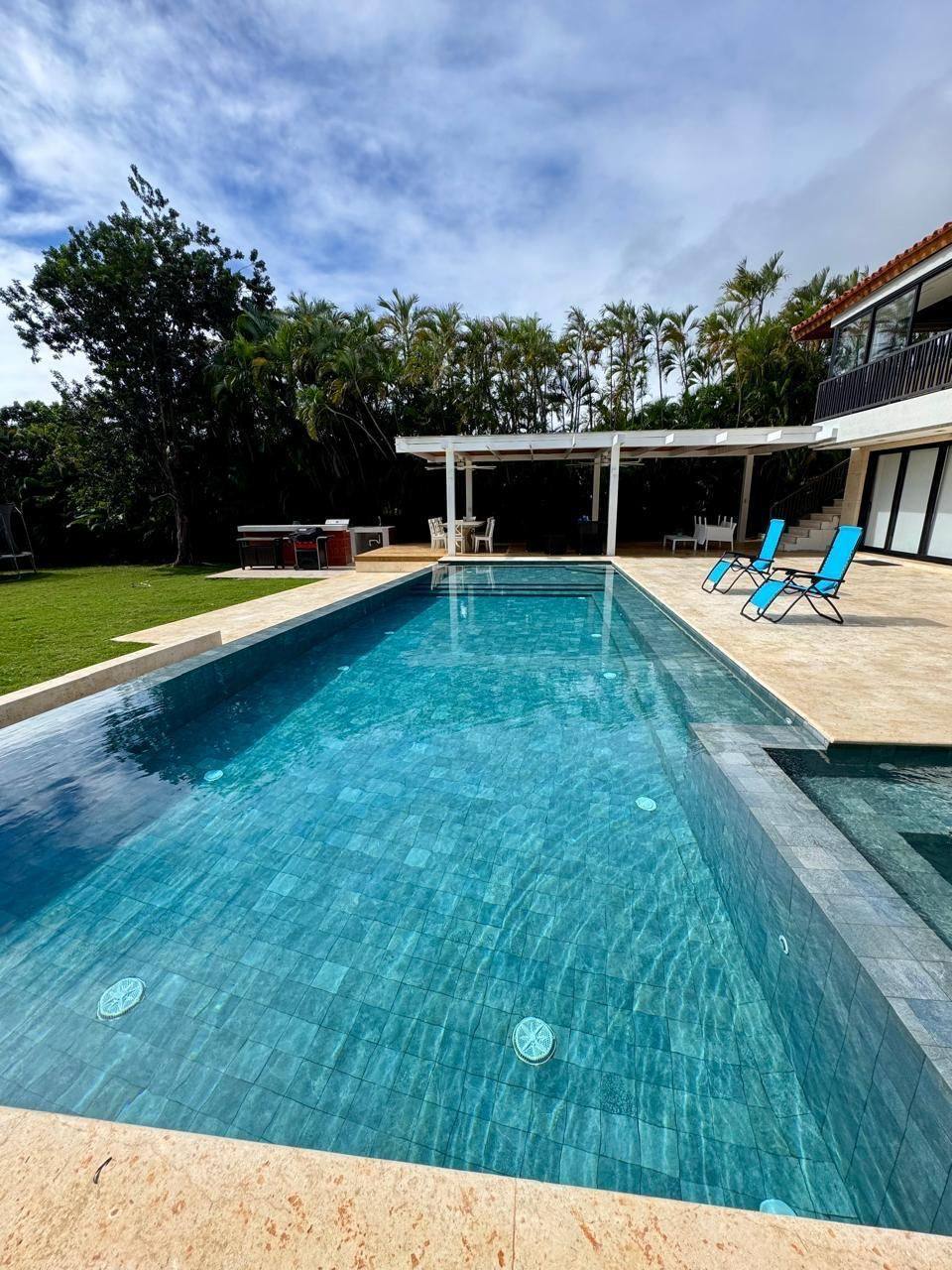 Long private pool at 5BR Vivero Tropical Villa